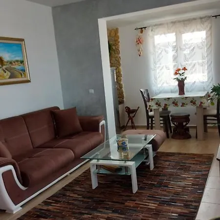 акротирия фешева *